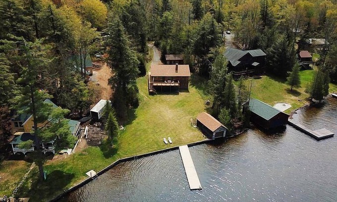 Old Forge Maison | Belle maison au 4ème lac avec une vue magnifique sur le lac et un quai privé