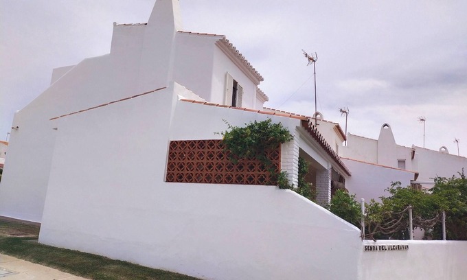 1a Fase Maison | Beautiful house 30 meters from the sea