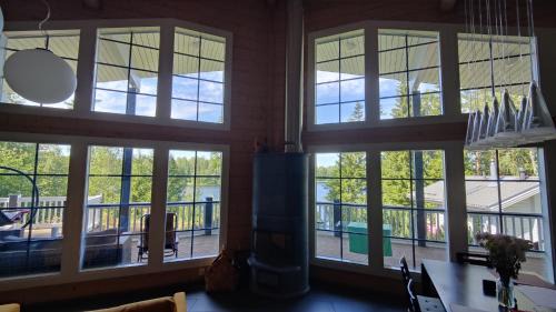 Pulsa Villa | Beautiful house and sauna on the lake, 175 m2