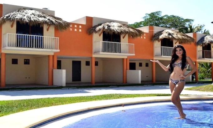 La Poza Maison | BELLE MAISON À PUNTA DIAMOND ACAPULCO