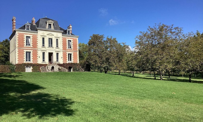 Chenu Maison | Belle demeure de la vallée du Loir, un vrai plus avec l’espace piscine.