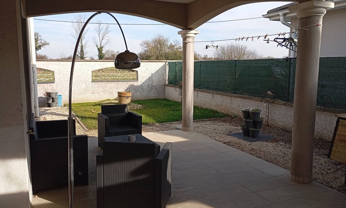 Jons Maison | Beautiful house-St Exupéry-Viarhona-T3- Pets allowed