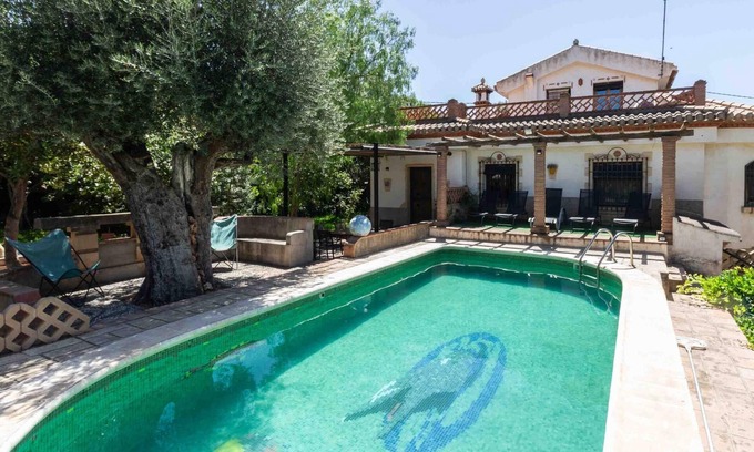 Niguelas Cottage | Belle maison avec piscine privée et terrasse