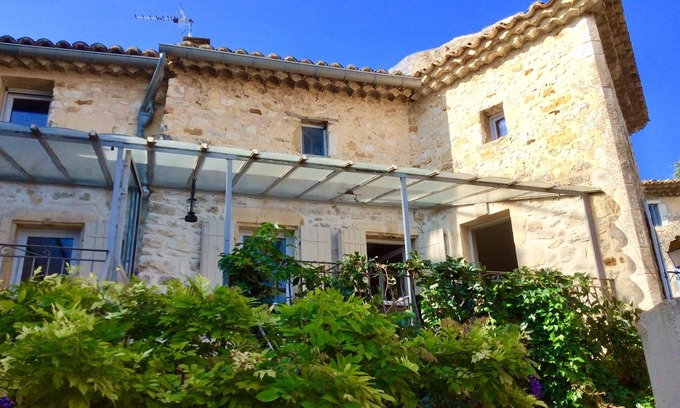 Cornillon Maison | Maison rénovée de village avec piscine privée chauffée dans village médiéval