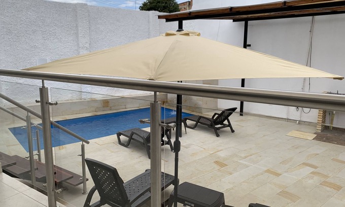 La Mesa Maison | Beautiful house with private pool and BBQ area. Ideal for family and friends.