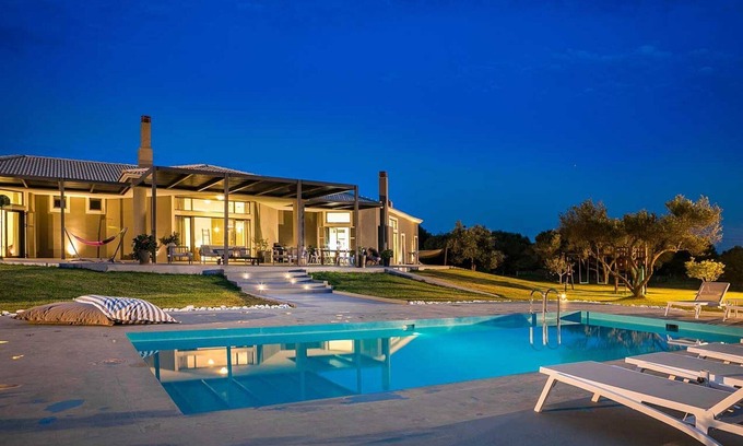 Sarlata Villa | Beautiful Kefalonia Villa | 4 Bedrooms | Villa Katrin | Private Pool & Air-Conditioning | Svoronata