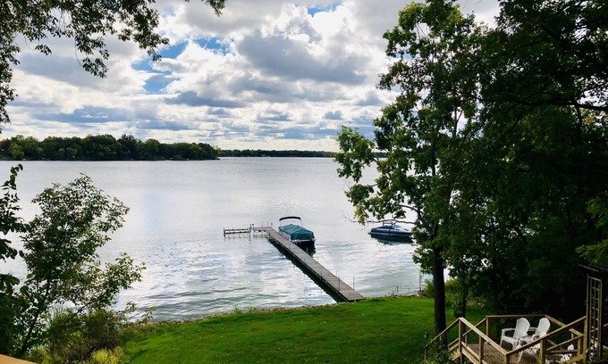 Grandy Maison | BELLE CABINE DE LAC à seulement 1 heure de Mpls-St. Paul. PET FRIENDLY!