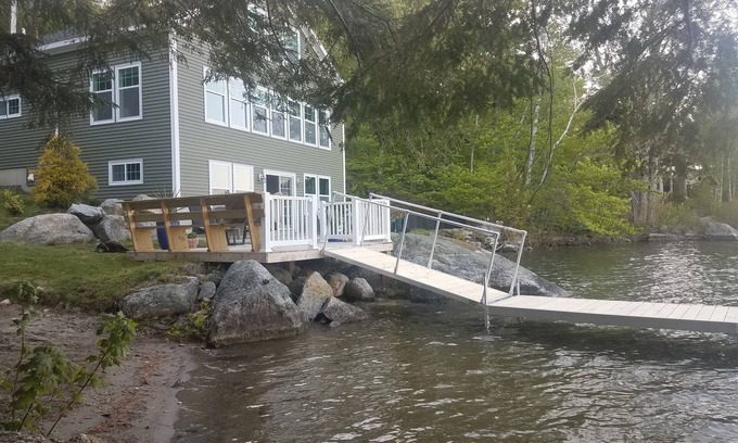 Lucerne-in-Maine Maison | Beautiful Lakefront Home on Phillips Lake