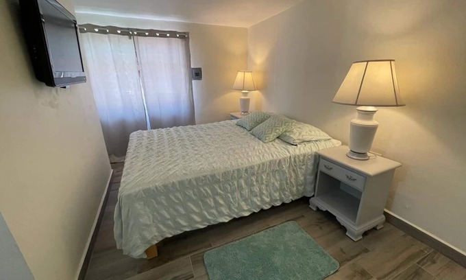 Los Mochis Appartement | Beautiful little house in front of the Chepe Express train station!