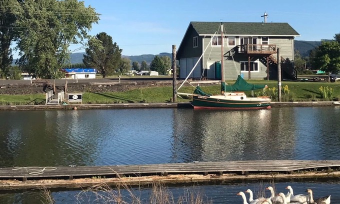 Cathlamet Maison | Belle Basse-Britannique Hamlet On The Water