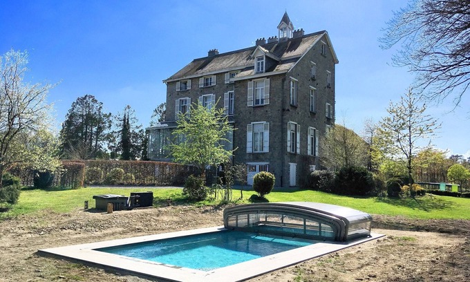 Forrieres Maison | Magnifique manoir dans un parc près de Rochefort