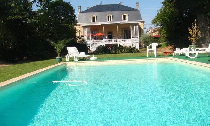 Cadillac Maison | Belle demeure avec jardin et piscine privée dans propriété viticole du Bordelais
