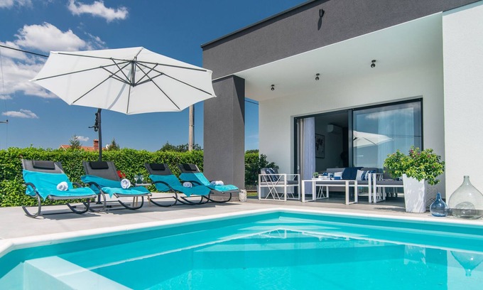 Sveti Petar u Sumi Cottage | Belle villa avec piscine privée en Istrie, Croatie