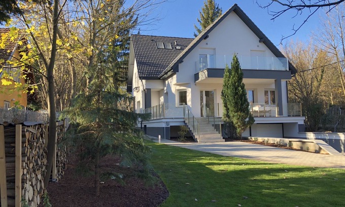 Budaliget Appartement | Bel appartement neuf avec jardin à Budapest, à 11 km du centre-ville
