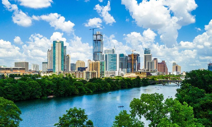 Rosewood Maison | BEAUTIFUL *New Property* just 1 mile from downtown Austin
