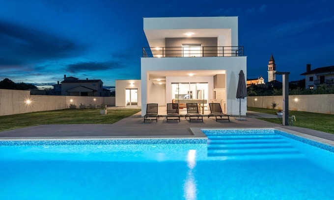 Vodnjan Villa | Belle nouvelle Villa Miramar **** Surface totale de 1600m2 avec piscine près de Pula!