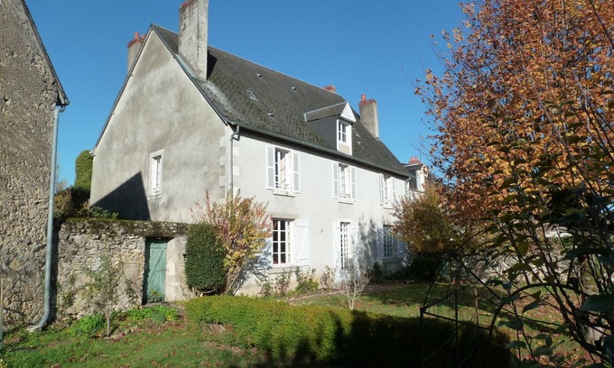Argenton-sur-Creuse Maison | Belle maison ancienne à Argenton sur Creuse avec vue superbe sur la vallée