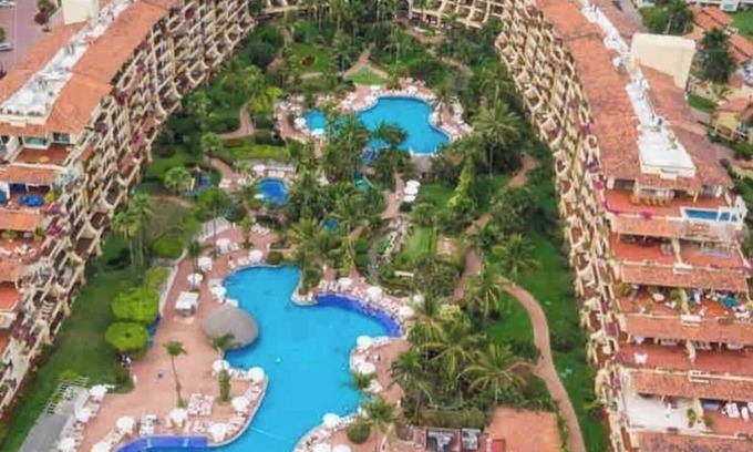 Puerto Vallarta Station Balnéaire | Beautiful Ocean Front Condo with 3 bedrooms and 2 bathroom 5 star hotel