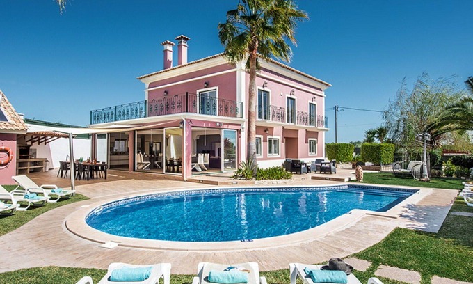 Tunes Villa | Maison de vacances privée avec climatisation, WIFI, piscine privée, TV, patio, vue panoramique