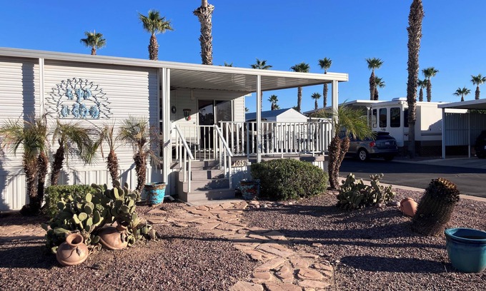 Casa Grande Maison | Beautiful Palm Creek Resort Park Model