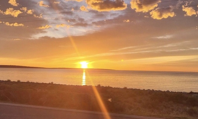 North Shields Maison | Beautiful private home overlooking the stunning Boston Bay and Port Lincoln.
