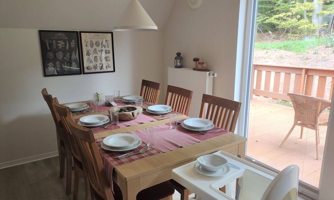 Bad Arolsen Maison | Belle maison de vacances privée pour 6 personnes avec WIFI, TV, terrasse et parking