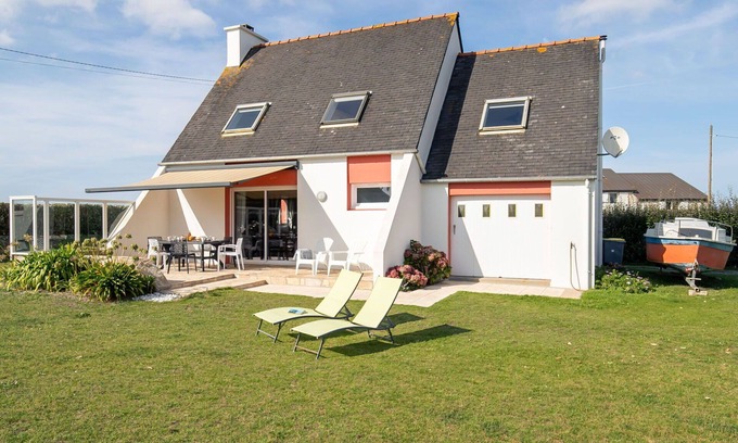 Kerlouan Maison | Belle maison de vacances privée pour 6 personnes avec WIFI, TV, terrasse et animaux admis