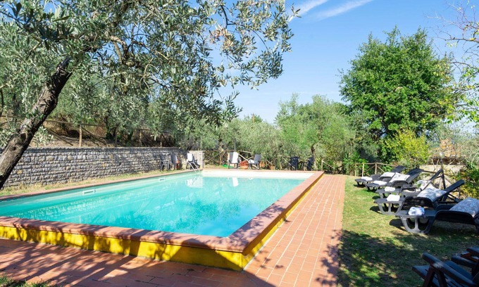 Montevarchi Villa | Maison de vacances privée avec piscine privée, WIFI, TV, balcon, vue panoramique, parking