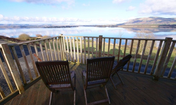 Kinross Maison | Merveilleuse maison de vacances privée avec WIFI, TV, terrasse, animaux admis et parking