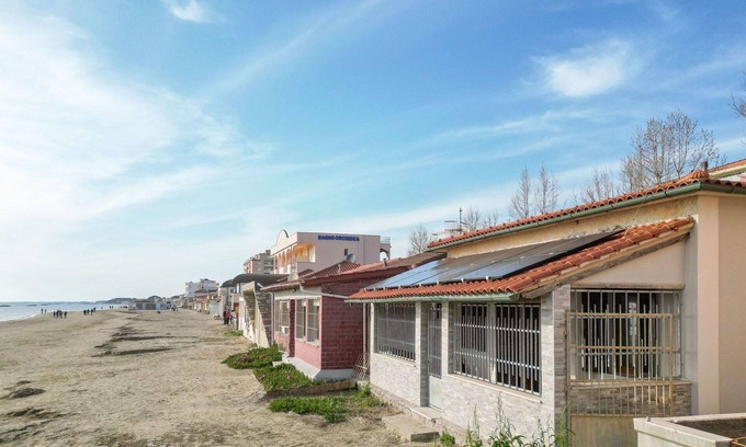 Follonica Maison | Belle maison de vacances privée avec WIFI, climatisation, balcon et animaux admis