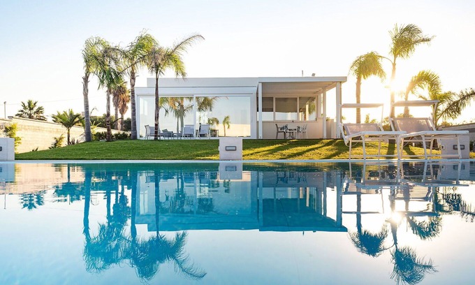 Marsala Villa | Magnifique maison de vacances privée avec piscine, WIFI, climatisation, TV et terrasse