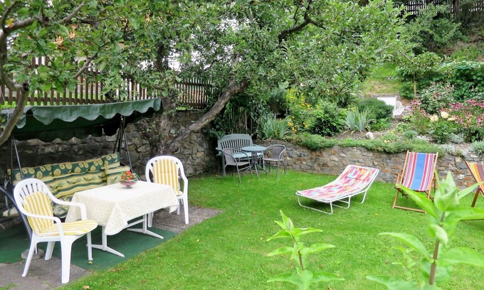 Pfunds Maison | Magnifique maison de vacances privée pour 15 personnes avec WIFI, TV, patio et parking