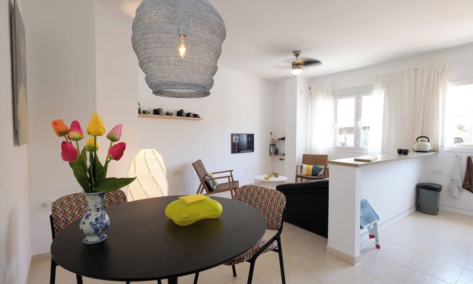 Capuchinos Appartement | Beautiful, Quiet Duplex Apartment in Malaga with Private Terrace