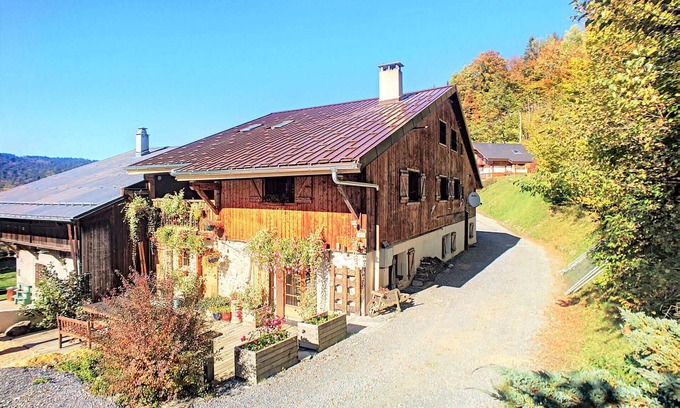 Araches-la-Frasse Chalet De Ski | Beautiful renovated chalet near ski resort, France
