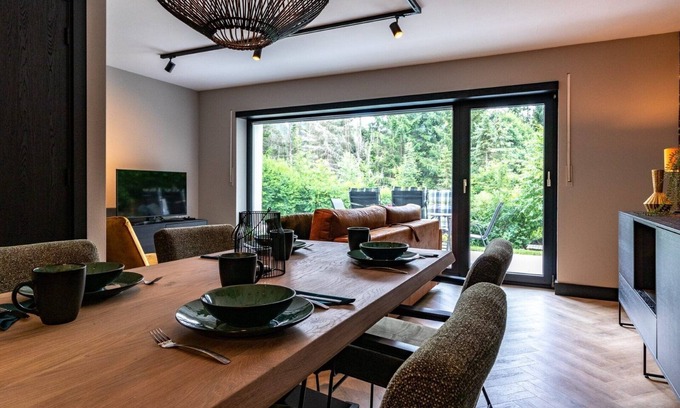 Glindfeld Appartement | Beautiful renovated apartment with garden near the Rothaargebirge