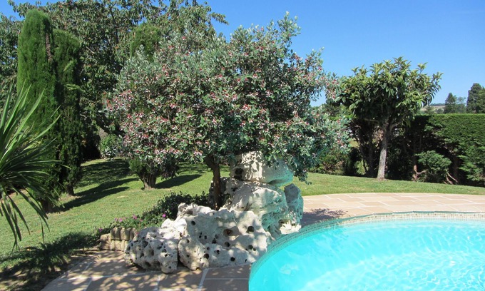 Lavardac Maison | Belle maison indépendante rénovée avec piscine et grand jardin clos