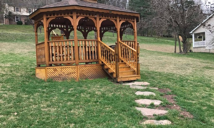 Bellepoint Maison | Belle propriété au bord de la rivière