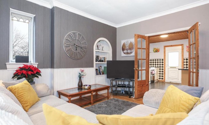 Gilmerton Maison | Beautiful Rooms in Edinburgh Cottage Guest House - Free Parking