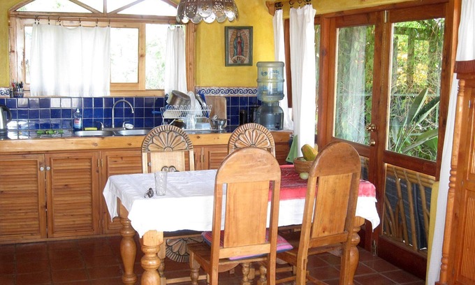 Santa Cruz La Laguna Maison | Belle maison de retraite du lac Atitlan - Vues spectaculaires et grand jardin
