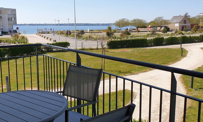 Concarneau Appartement | Bel appartement Vue mer à Concarneau aux Sables blancs, Piscine Commune Chauffée