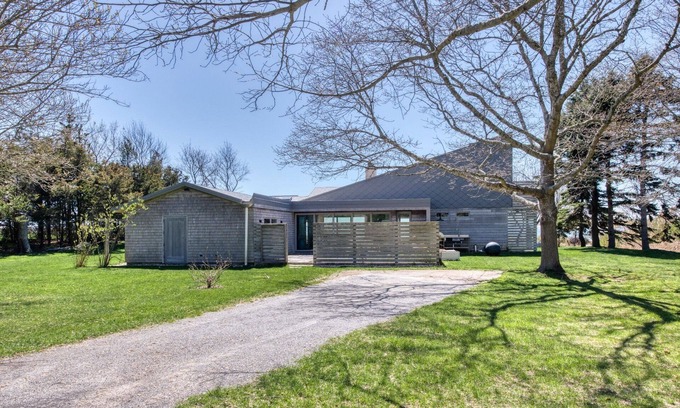 Shorewood Maison | Beautiful Shelter Island/Hamptons Beach House Monthly Rental