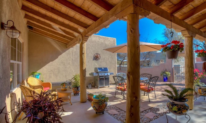 Civano Maison | Beautiful Southwest Retreat in Civano