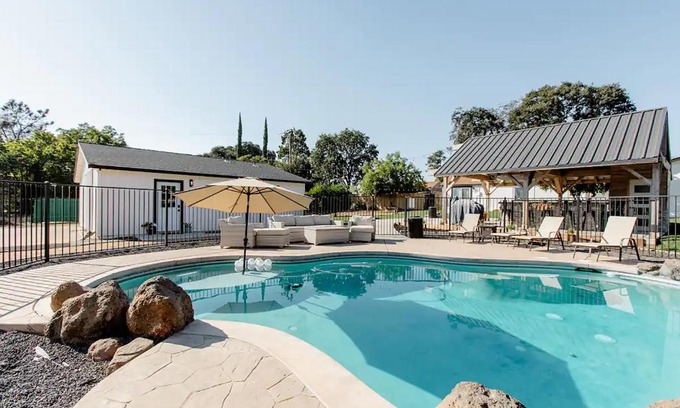 Roseville Appartement | Beautiful spacious guest home