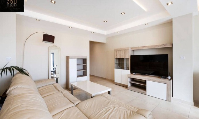 Tal-Ghoqod Appartement | Beautiful, spacious 3BR home with private Balcony