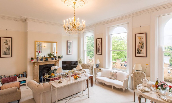 Montpellier Appartement | Belle et spacieuse régence apt dans le centre de Cheltenham, parking gratuit