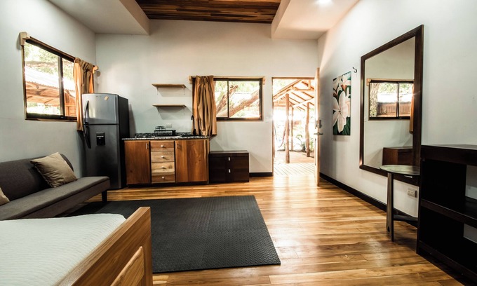Canafistula Appartement | Beautiful Studio in a Natural and Quiet Pine Environment