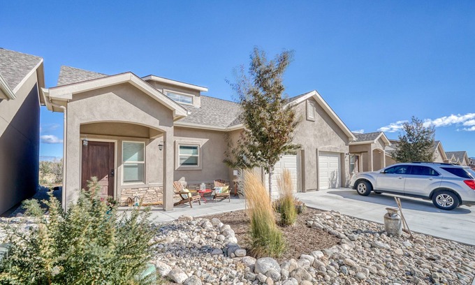 Poncha Springs Maison | Beautiful Town Home in Poncha Springs- minutes to Monarch Mountain
