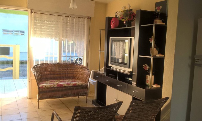 Arroio Teixeira Maison | Belle maison de ville près de la mer Wifi 2 chambres sûres et avec télévision par câble électronique