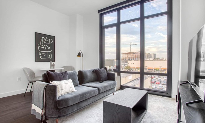 Gallaudet Appartement | Beautiful Union Market 1BR w/ Gym & W/D, steps to Metro, by Blueground