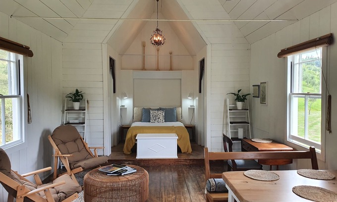 Russell Cottage | Beautiful & Unique - The Chapel at the Olive Grove
